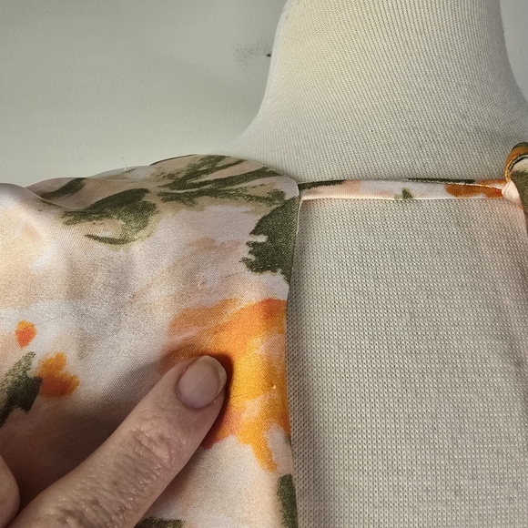 Hutch Ella Floral Satin Open Back Maxi Dress Flutter Sleeves Size 6 Wedding - Picture 14 of 16